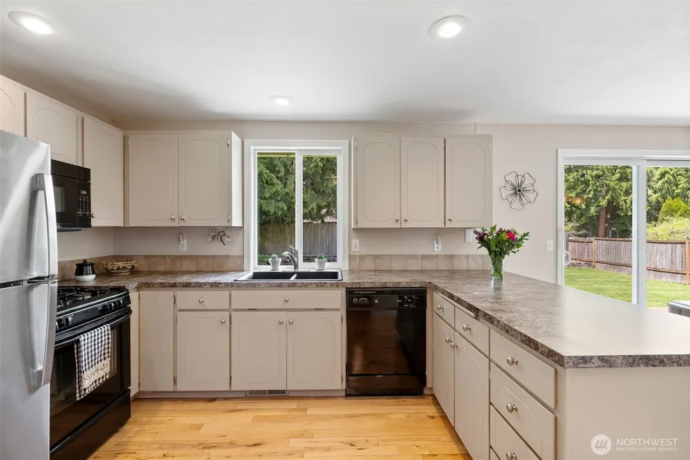 15115 3rd Ln NE, Duvall, WA 98019