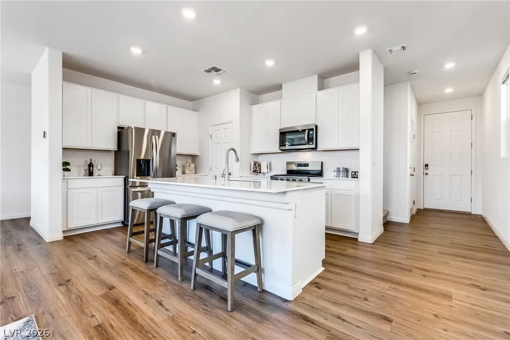 6604 Tumoulin Street, Las Vegas, NV 89148-5434