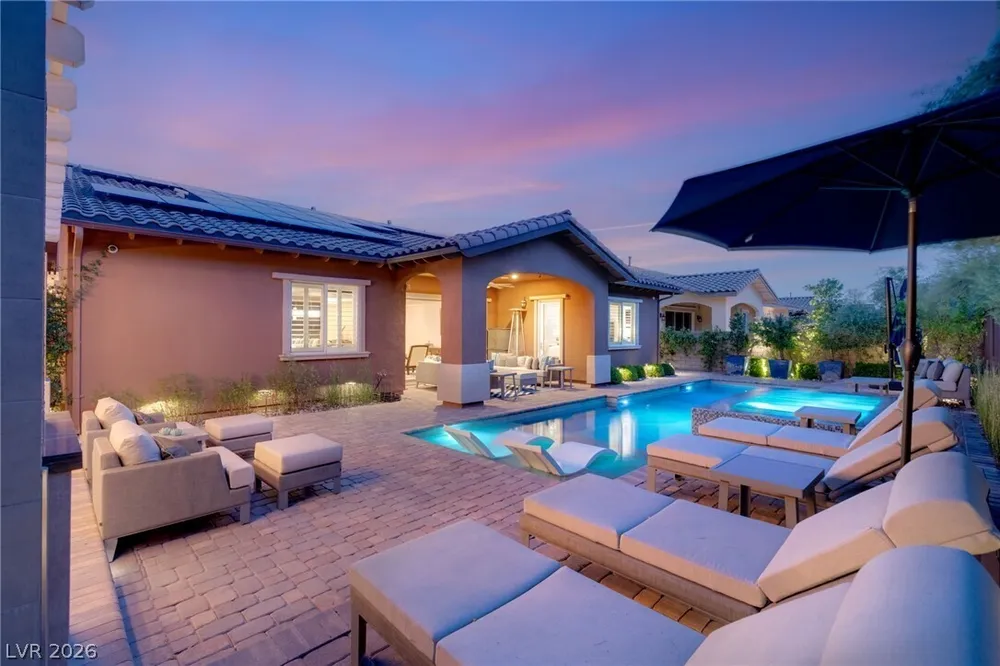 277 Lindura Ct, Las Vegas, NV 89138-4632