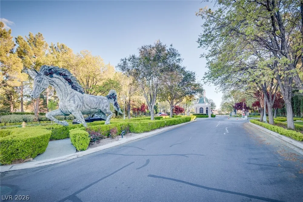 304 Nottinghill Gate Ct, Las Vegas, NV 89145