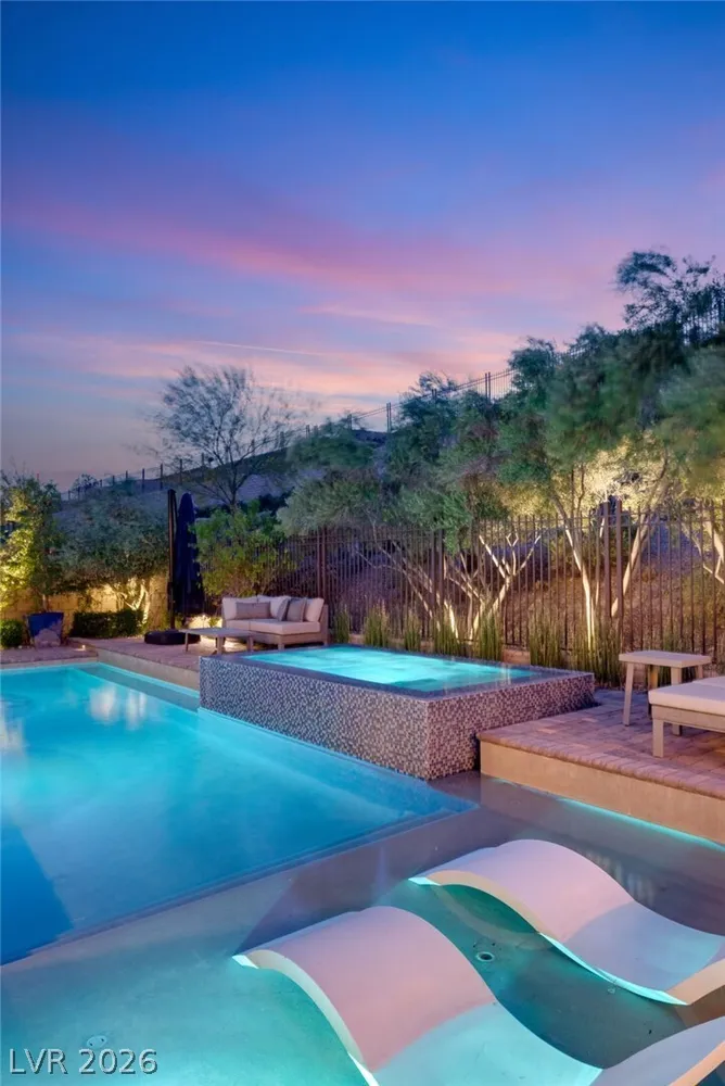 277 Lindura Ct, Las Vegas, NV 89138-4632