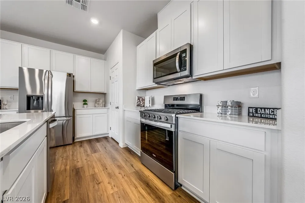 6604 Tumoulin Street, Las Vegas, NV 89148-5434