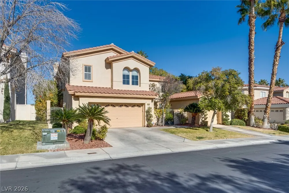8416 Paseo Vista Dr, Las Vegas, NV 89128