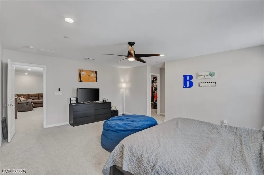 8494 Torozo Ave, Las Vegas, NV 89149