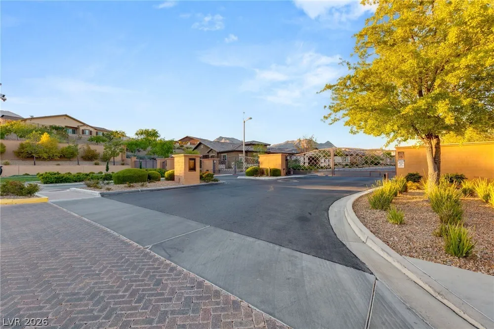 277 Lindura Ct, Las Vegas, NV 89138-4632