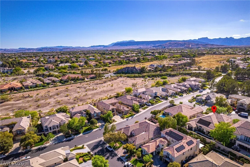 304 Nottinghill Gate Ct, Las Vegas, NV 89145
