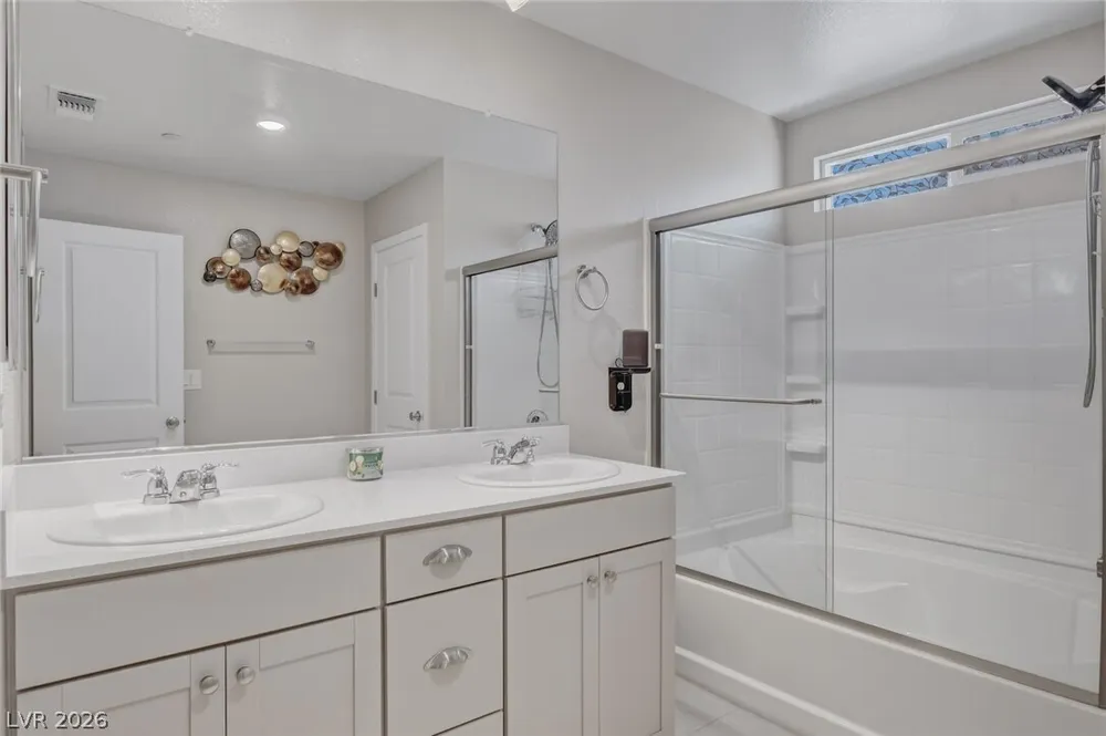 8494 Torozo Ave, Las Vegas, NV 89149