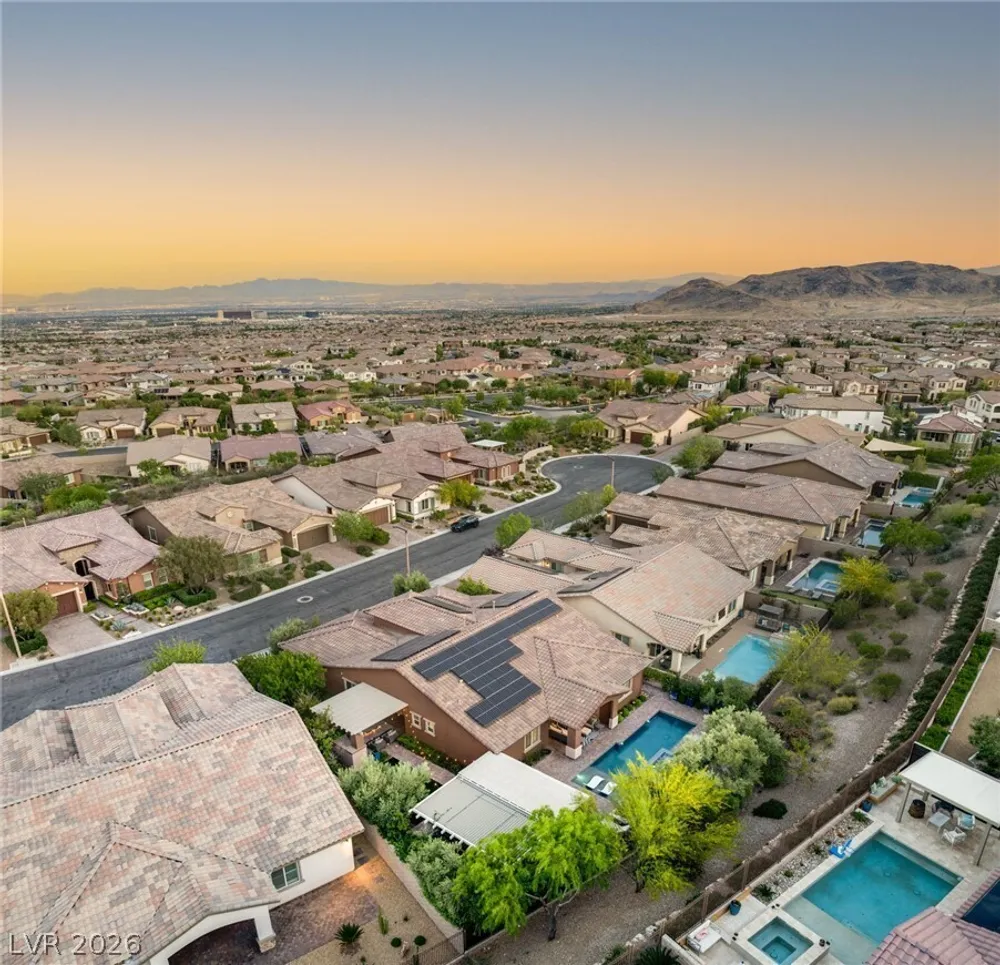 277 Lindura Ct, Las Vegas, NV 89138-4632