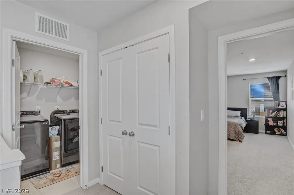 8494 Torozo Ave, Las Vegas, NV 89149