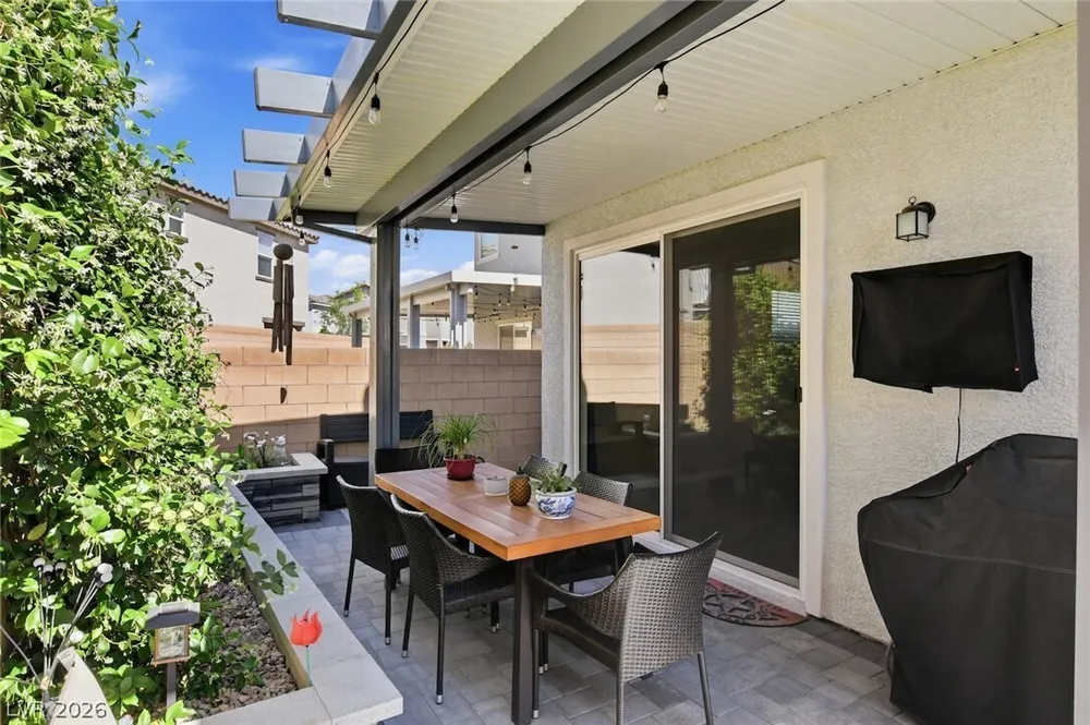 8494 Torozo Ave, Las Vegas, NV 89149