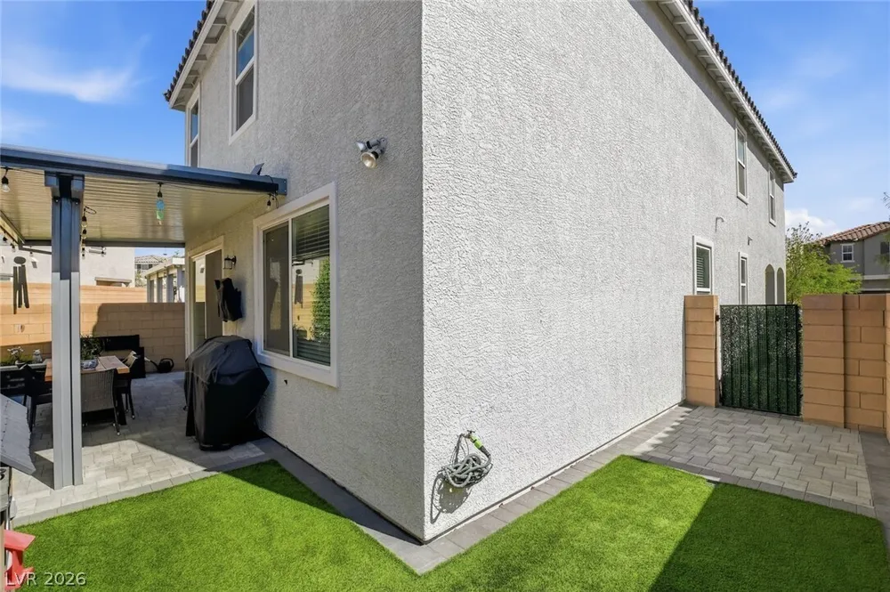 8494 Torozo Ave, Las Vegas, NV 89149