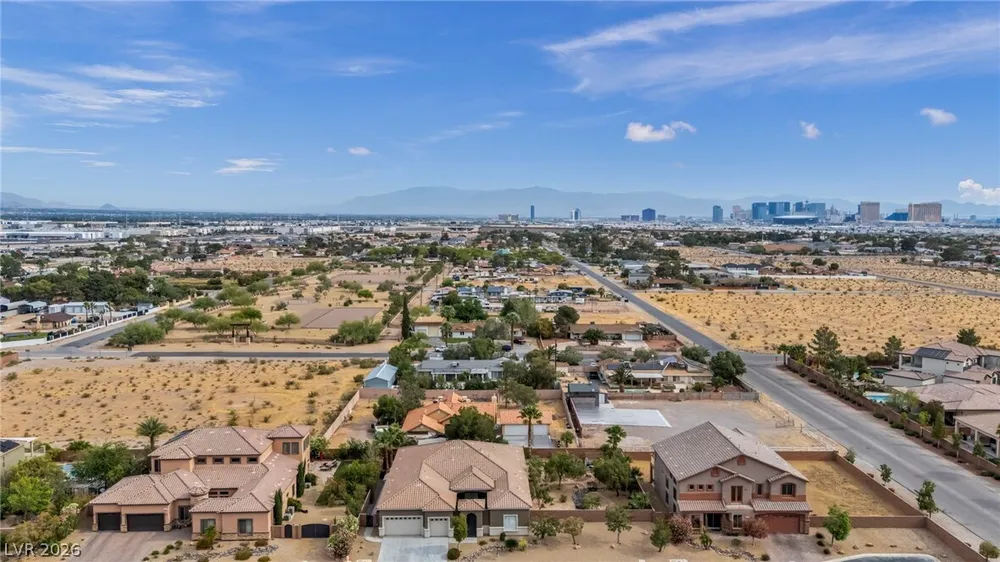 4528 West Velvet Crest Lane, Las Vegas, NV 89139
