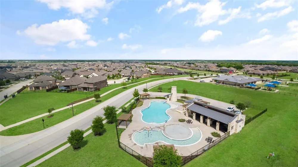 1717 Katelynn Ln, Anna, TX 75409