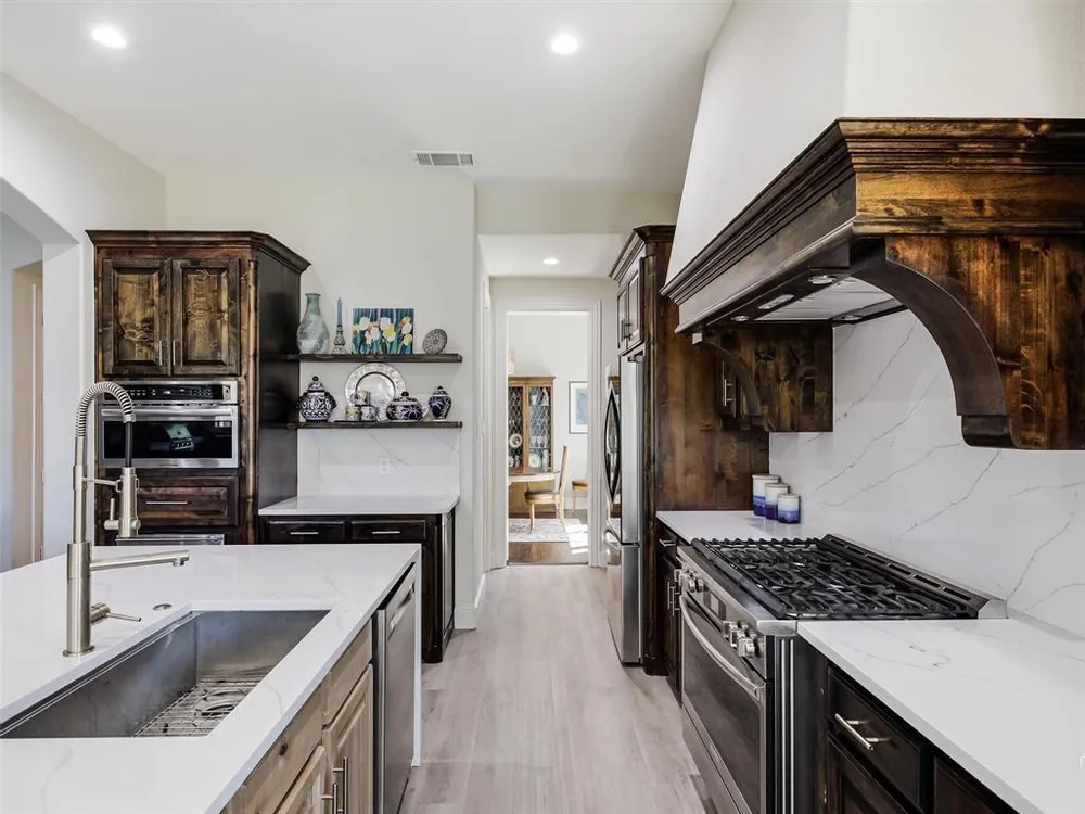 8841 Sutton Dr, Frisco, TX 75035