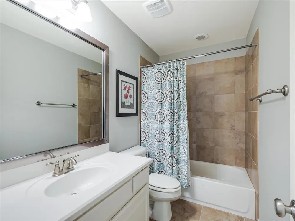 8841 Sutton Dr, Frisco, TX 75035