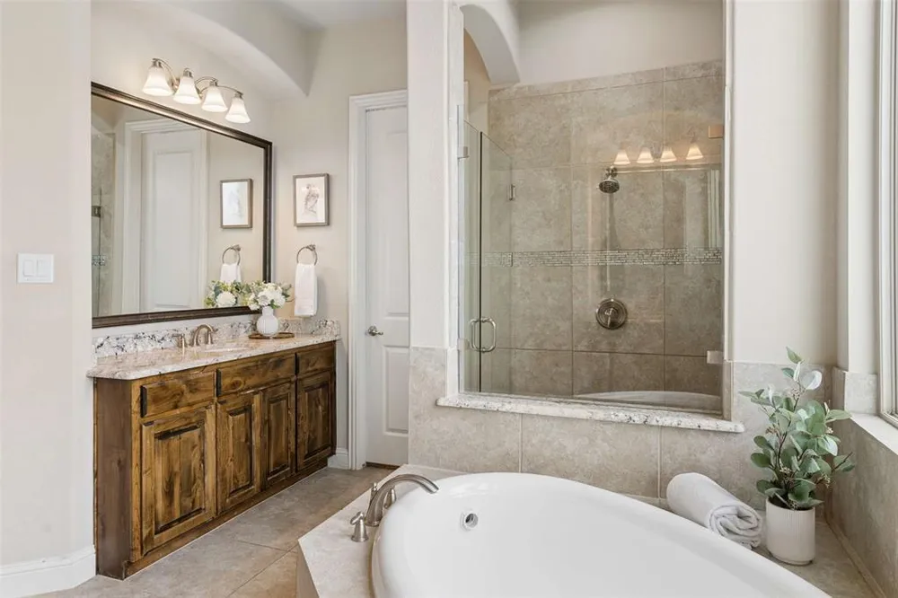 2689 Forest Breeze Dr, Frisco, TX 75034