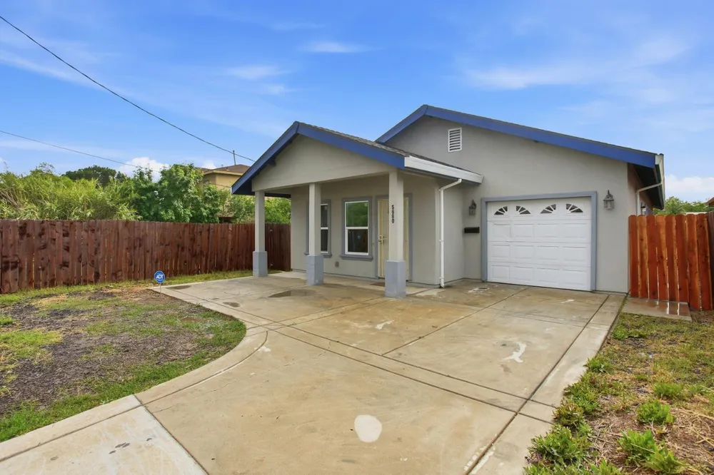 5680 Power Inn Rd, Sacramento, CA 95824