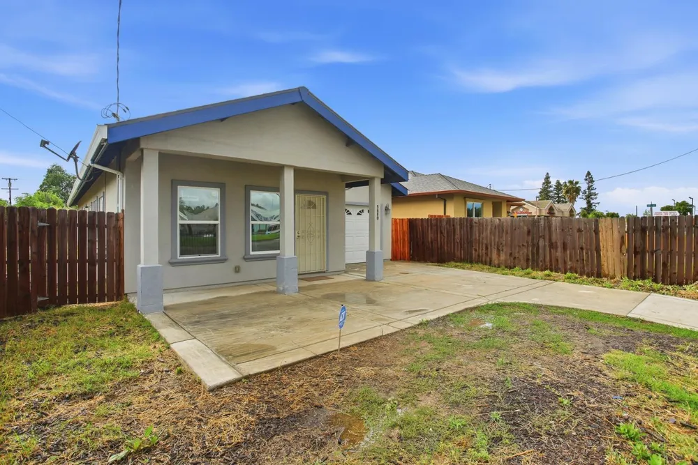 5680 Power Inn Rd, Sacramento, CA 95824