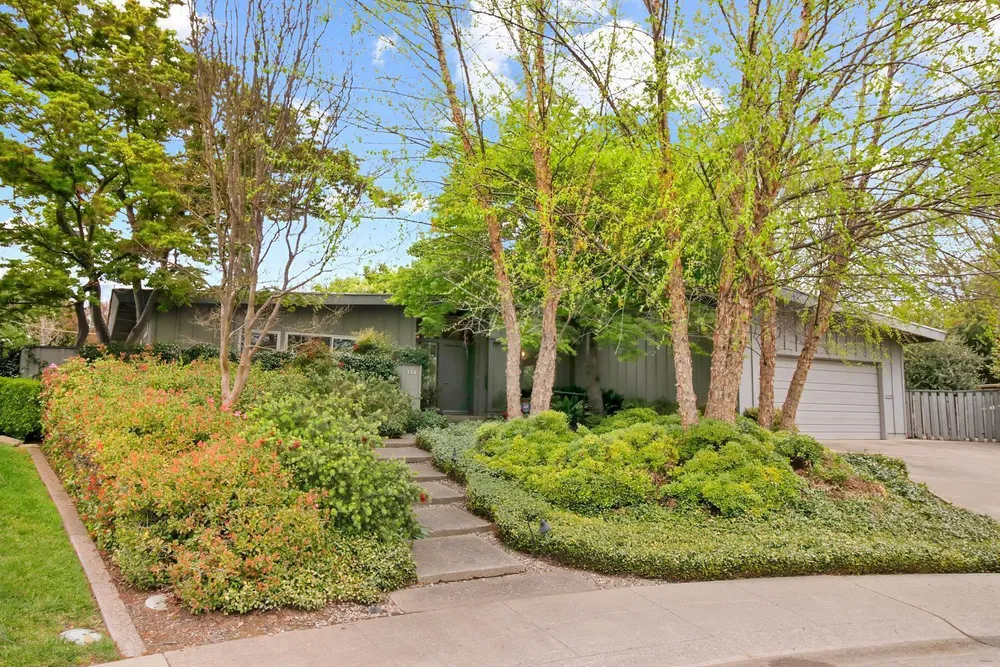 522 Sydling Ct, Sacramento, CA 95864