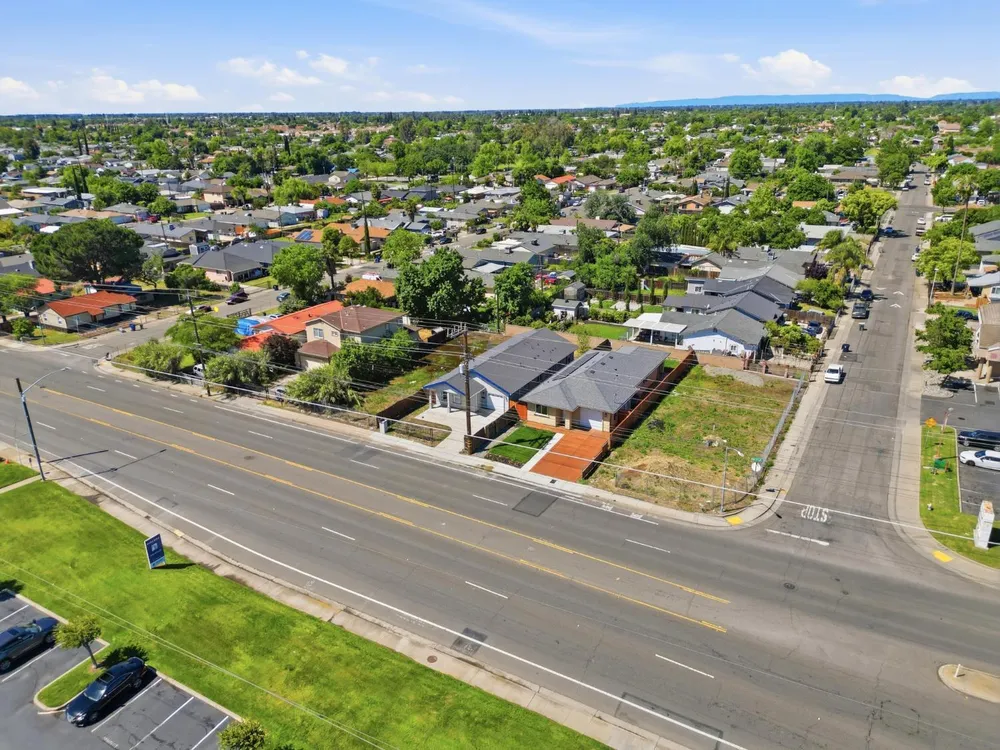 5680 Power Inn Rd, Sacramento, CA 95824