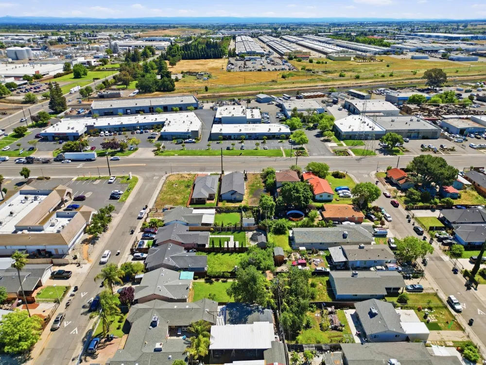 5680 Power Inn Rd, Sacramento, CA 95824