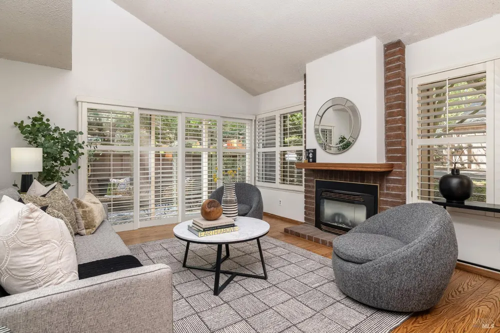4 California Condor Way, Novato, CA 94949