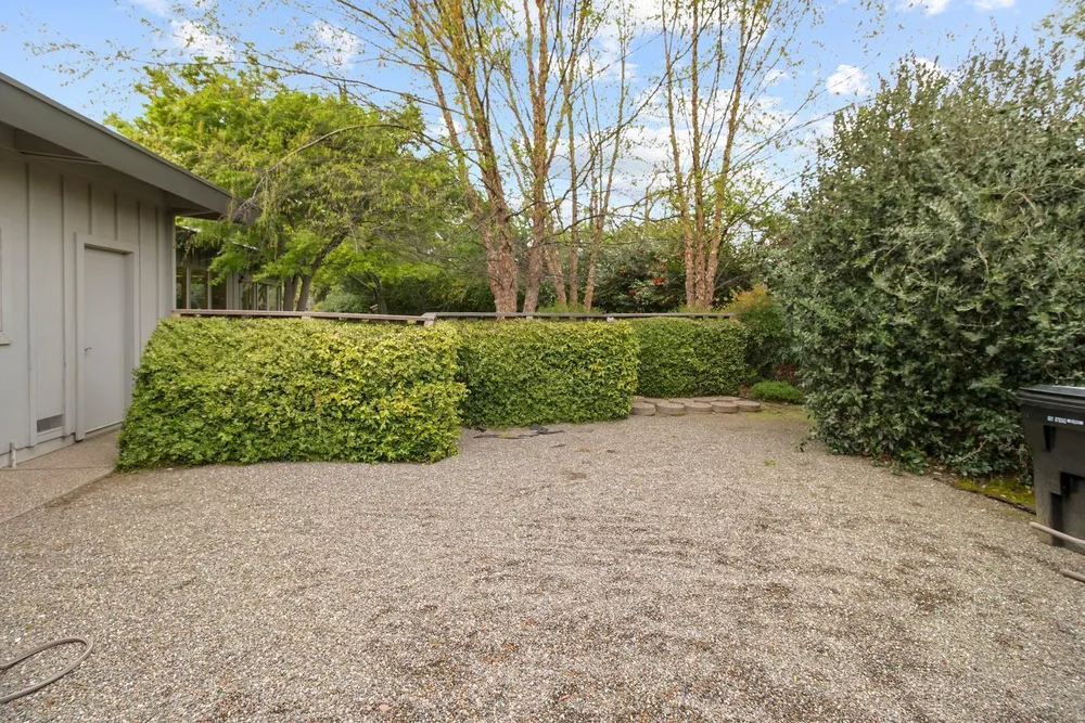 522 Sydling Ct, Sacramento, CA 95864