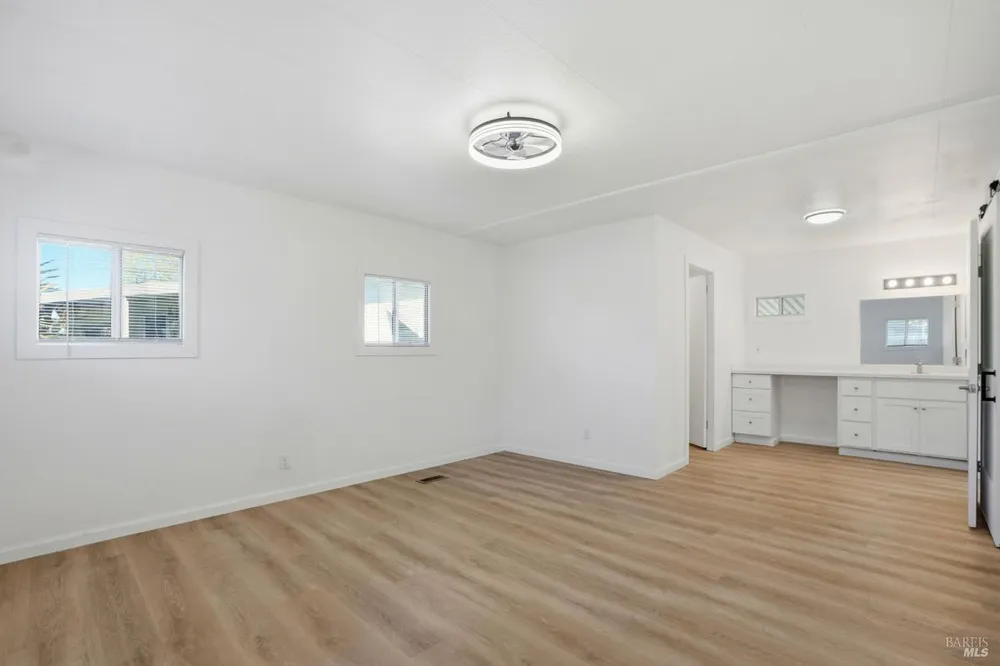59 Colonial Park Dr, Santa Rosa, CA 95403-1140