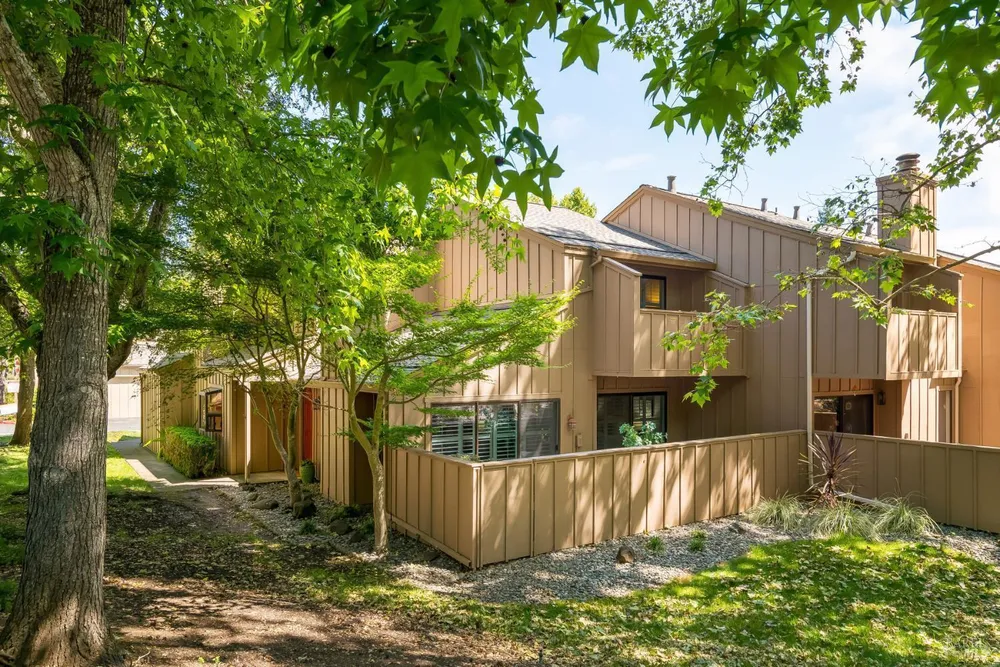 4 California Condor Way, Novato, CA 94949