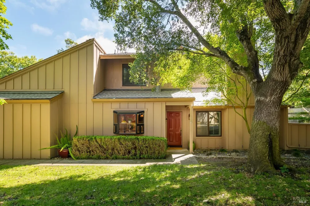 4 California Condor Way, Novato, CA 94949