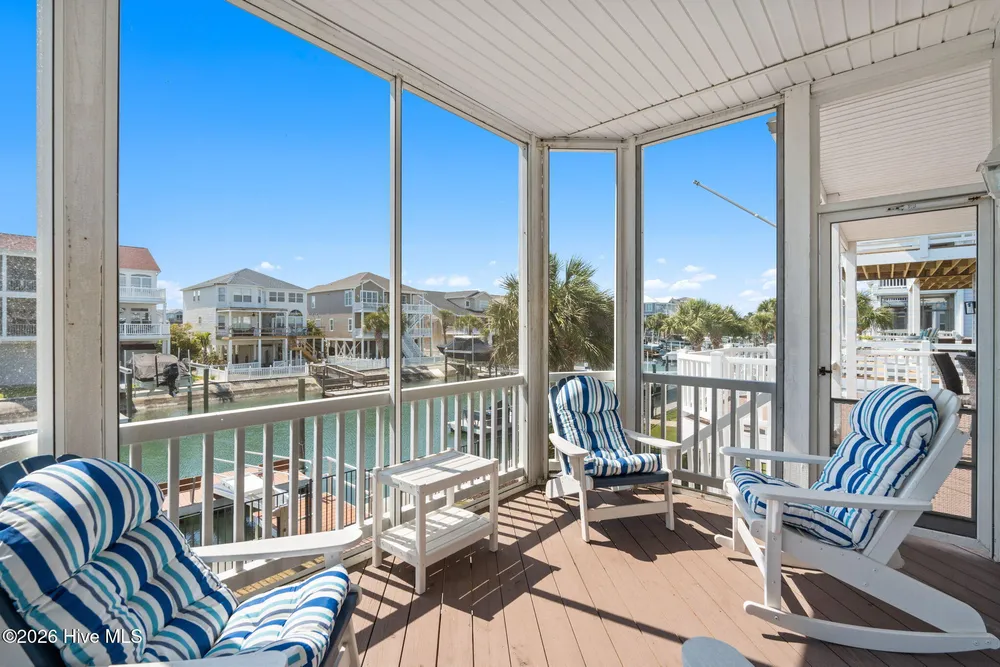 27 Cumberland St, Ocean Isle Beach, NC 28469-7647