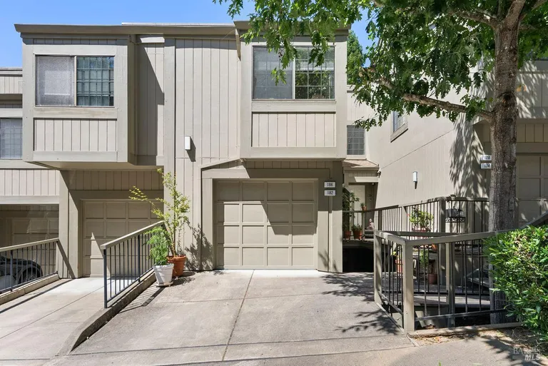 186 RED HAWK RD, Novato, CA 94949
