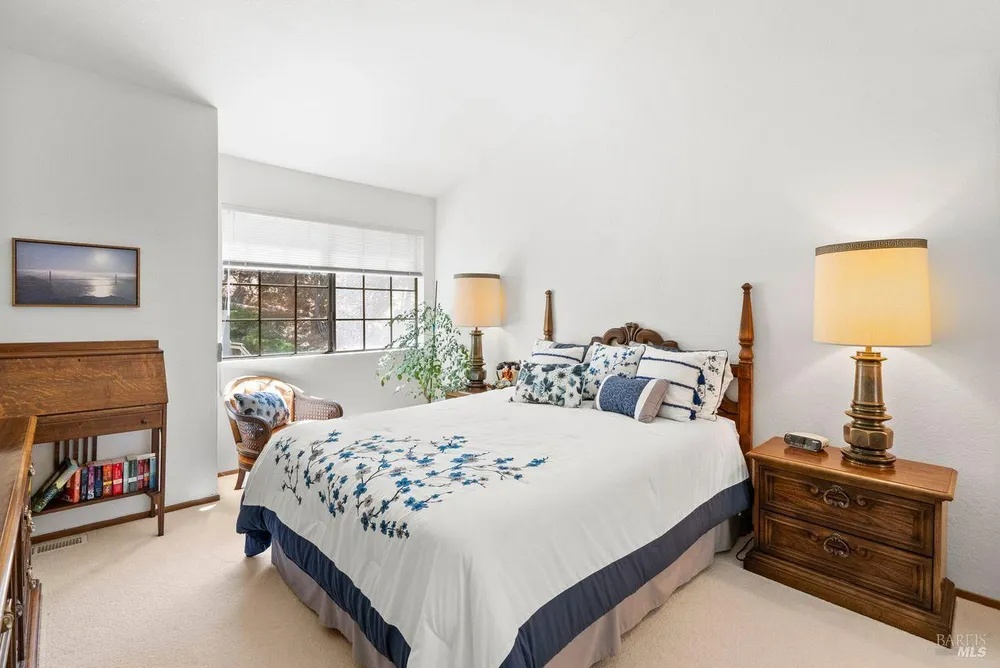 186 RED HAWK RD, Novato, CA 94949