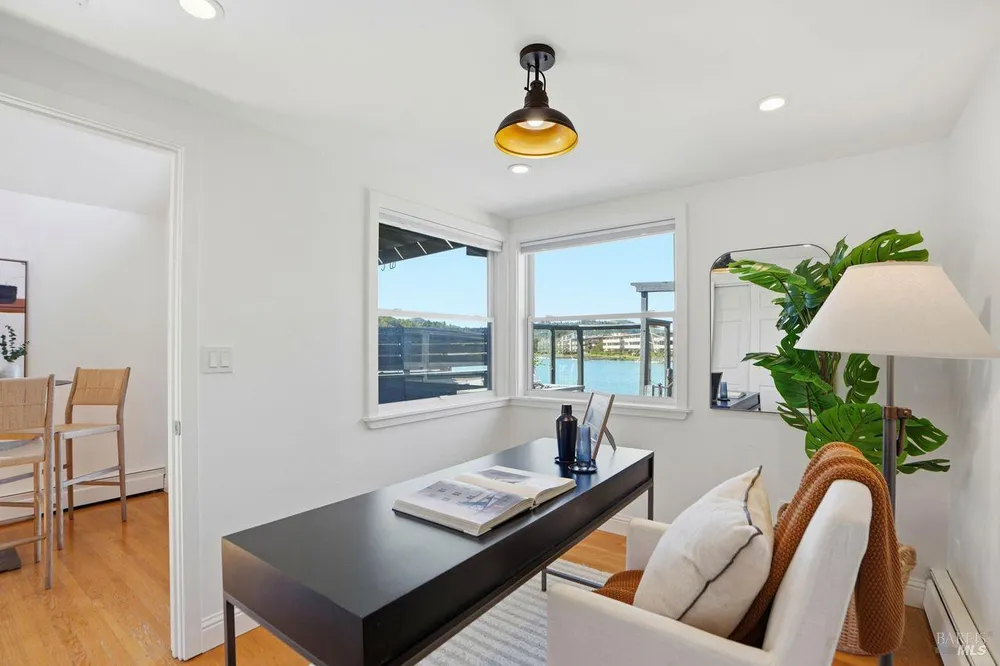 21 Boardwalk One, Larkspur, CA 94939