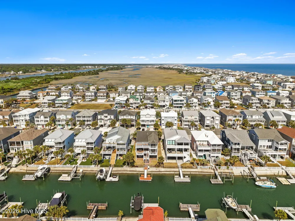 27 Cumberland St, Ocean Isle Beach, NC 28469-7647