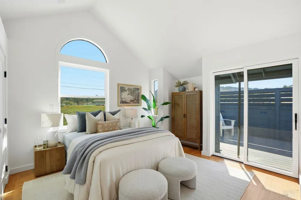 21 Boardwalk One, Larkspur, CA 94939