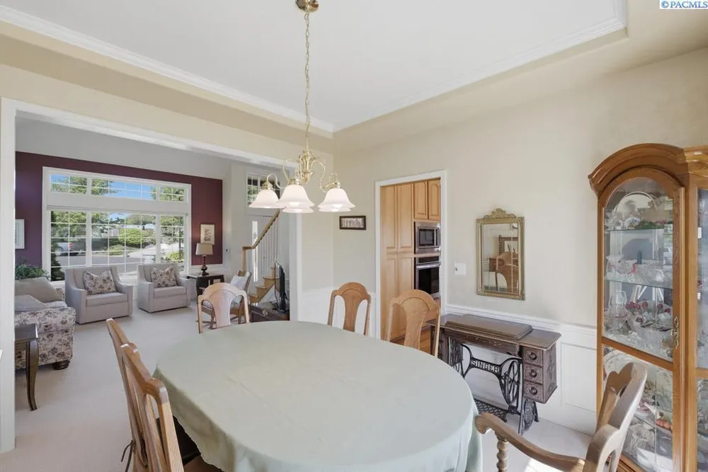 1525 NW Nicole Ct, Pullman, WA 99163