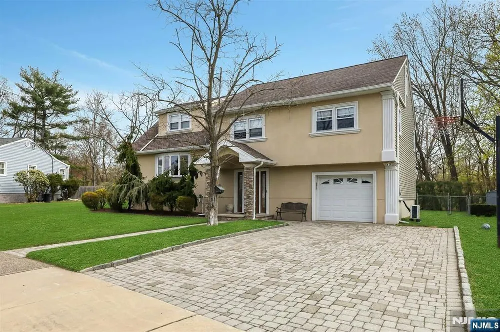 9-09 Elaine Terrace, Fair Lawn, NJ 07410