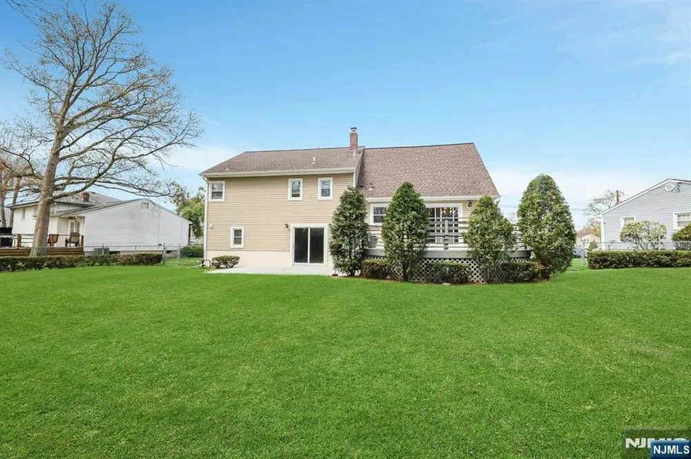 9-09 Elaine Terrace, Fair Lawn, NJ 07410