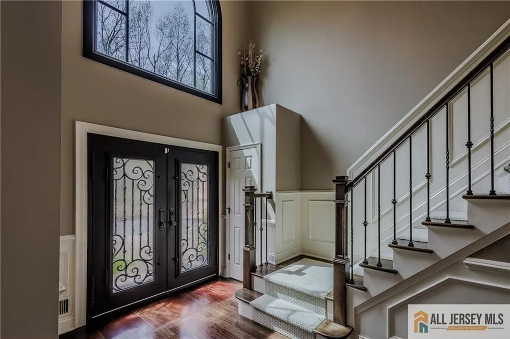 16 South St, Old Bridge, NJ 08857