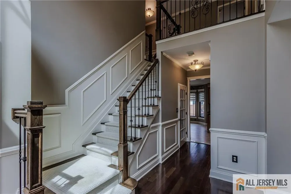 16 South St, Old Bridge, NJ 08857
