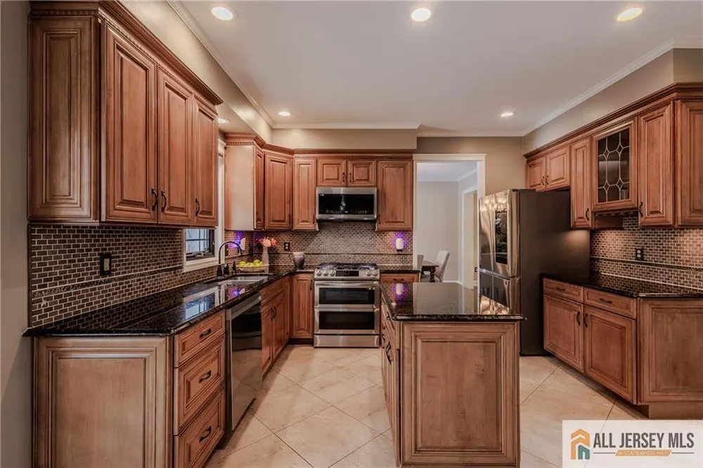 16 South St, Old Bridge, NJ 08857
