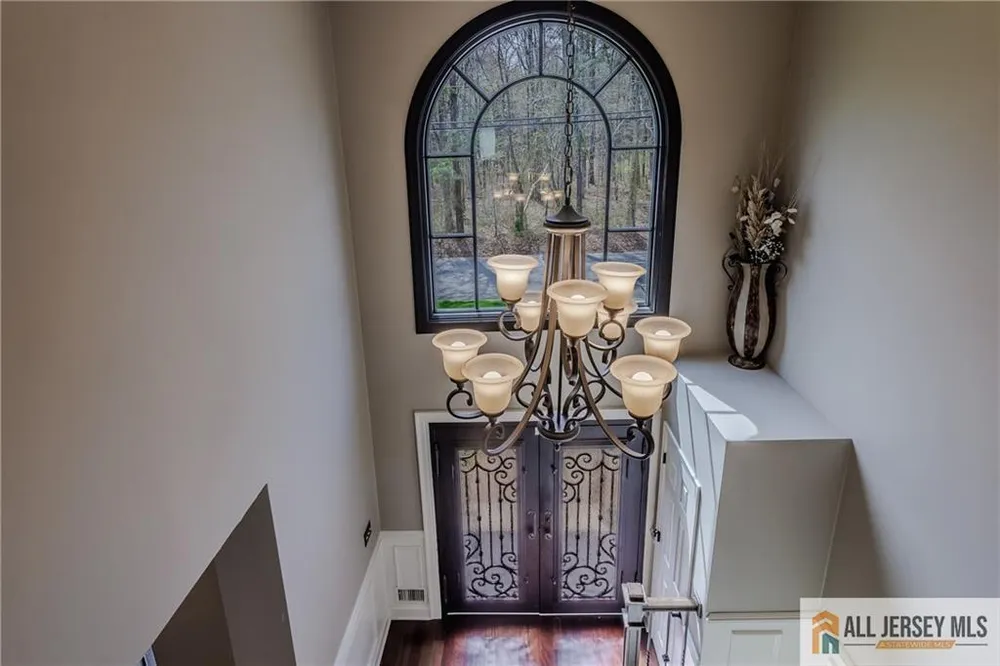 16 South St, Old Bridge, NJ 08857