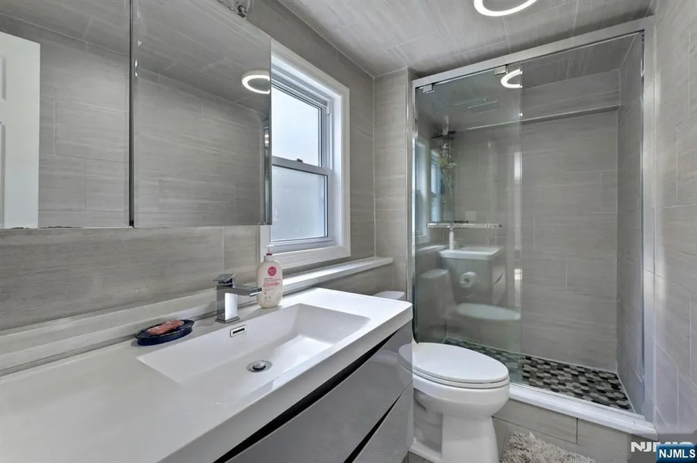 9-09 Elaine Terrace, Fair Lawn, NJ 07410
