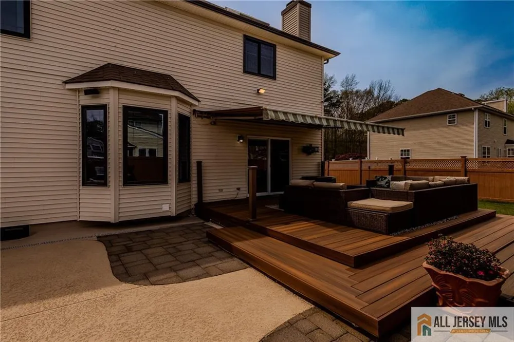 16 South St, Old Bridge, NJ 08857