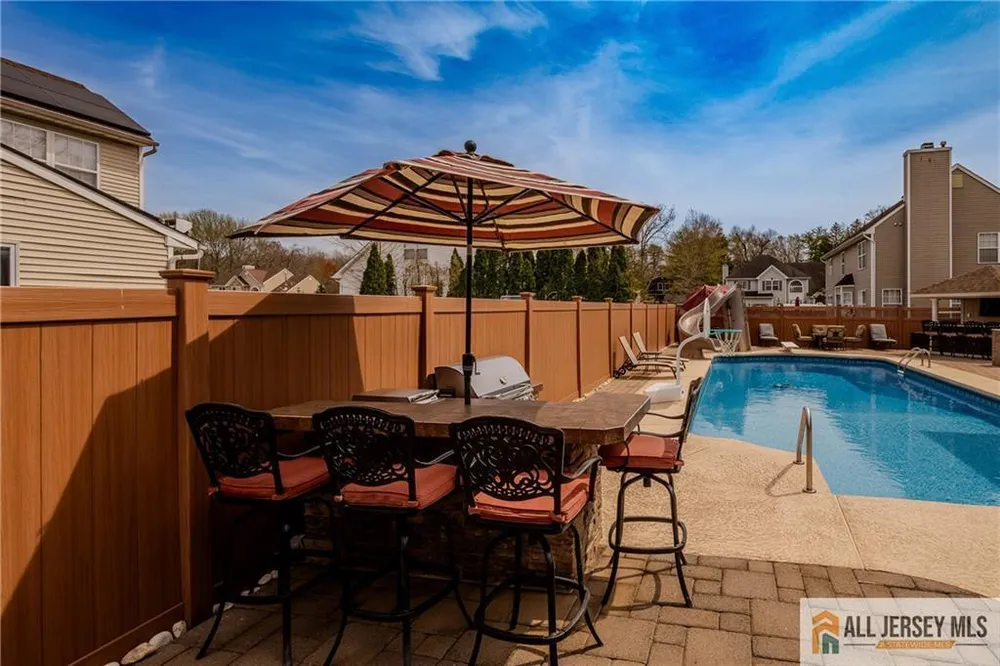 16 South St, Old Bridge, NJ 08857