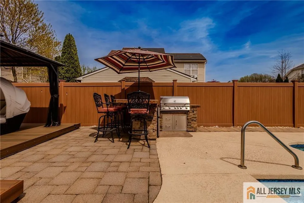 16 South St, Old Bridge, NJ 08857