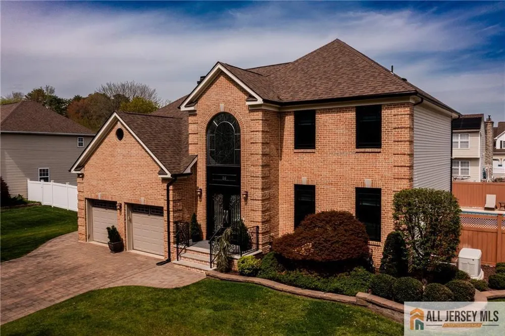 16 South St, Old Bridge, NJ 08857