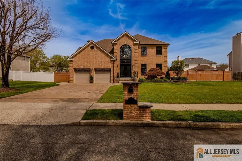 16 South St, Old Bridge, NJ 08857