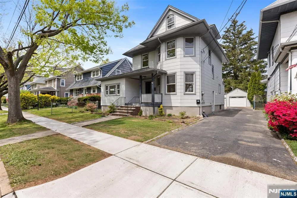80 UNION PLACE, Ridgefield Park, NJ 07660